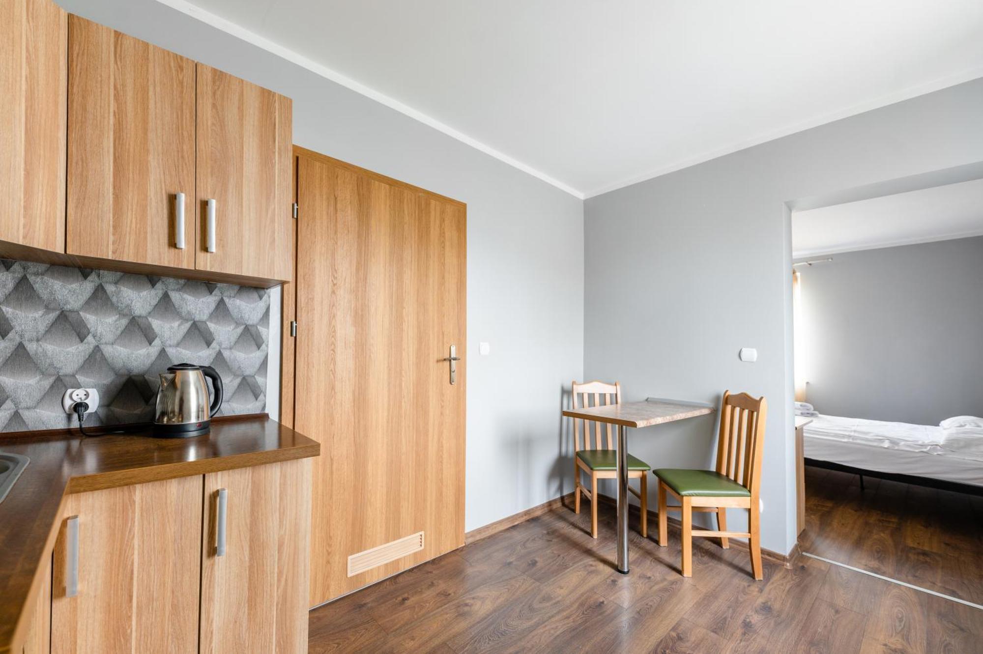 Bed and Breakfast Sleep&Go Lubliniec Exterior foto