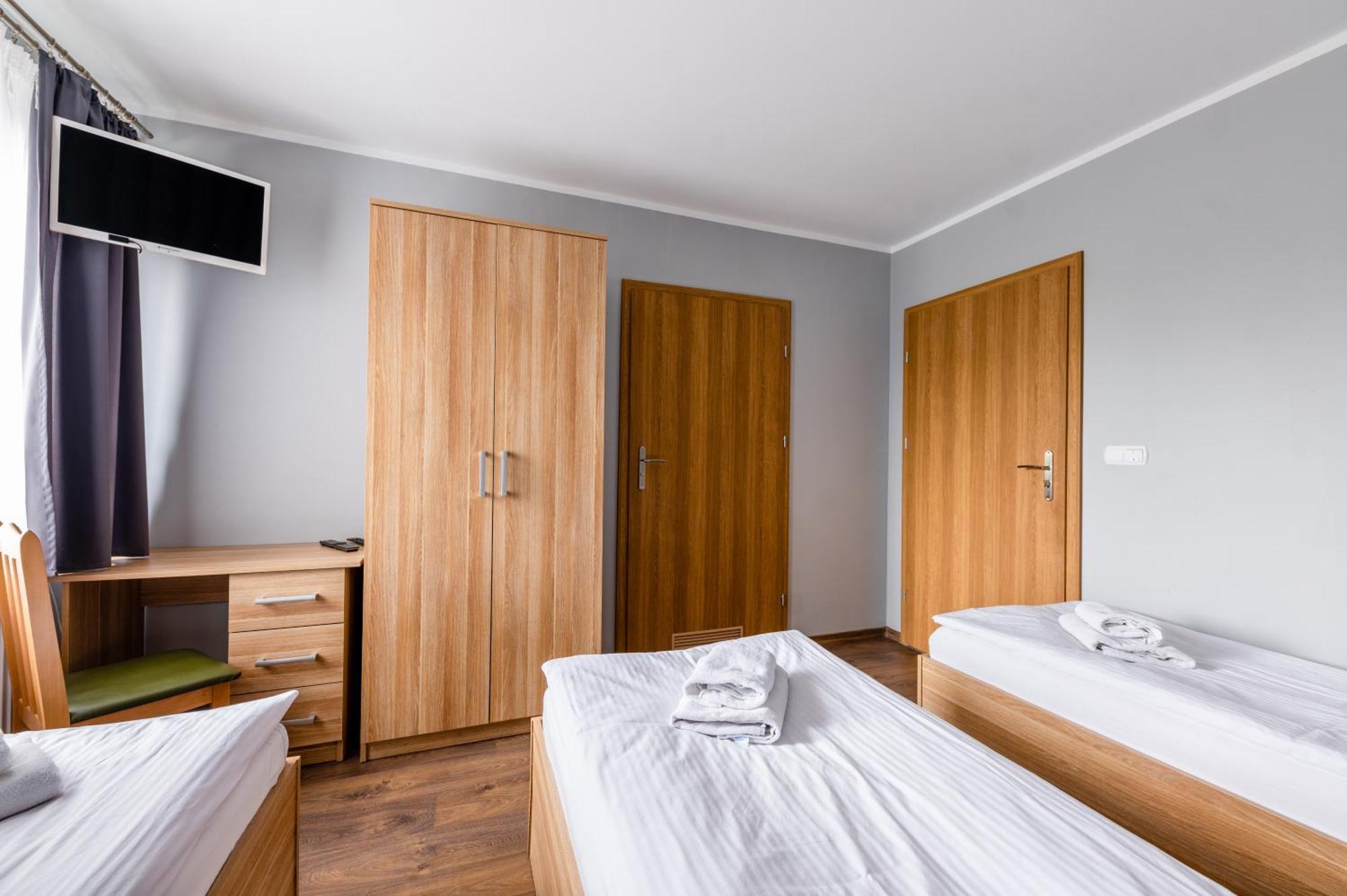 Bed and Breakfast Sleep&Go Lubliniec Exterior foto